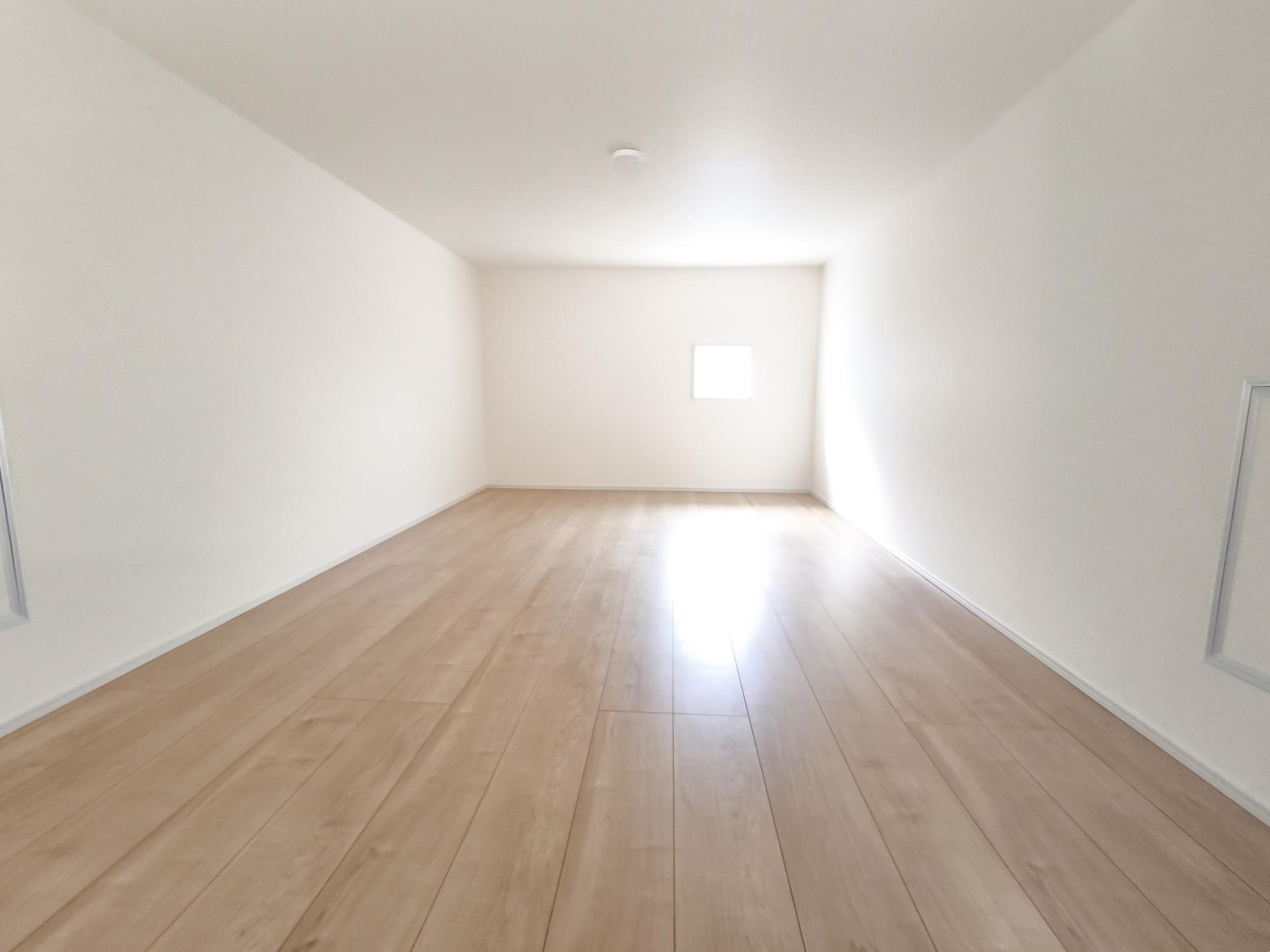 Blooming　Garden　深谷市上柴町西5丁目の洋室