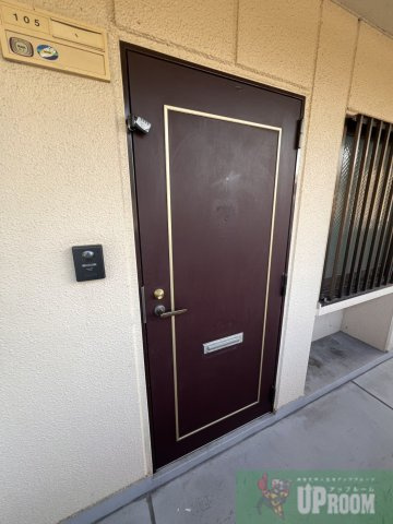 リバティフォレストIIの玄関