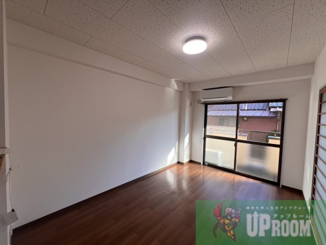 リバティフォレストIIの居間・リビング