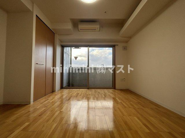 大阪市西区立売堀１丁目の賃貸マンションの居間・リビング