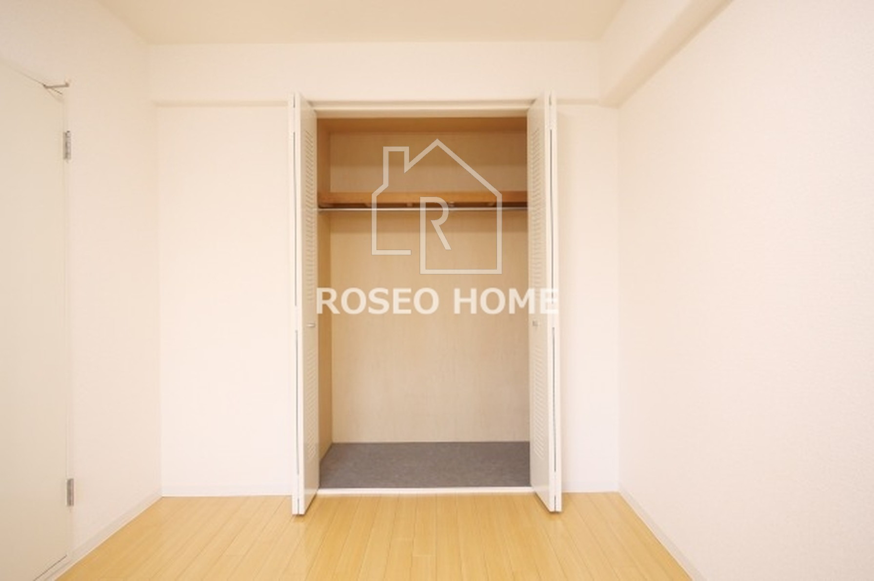 日宝サンフラッツ東平の収納|同マンション別部屋：参考写真