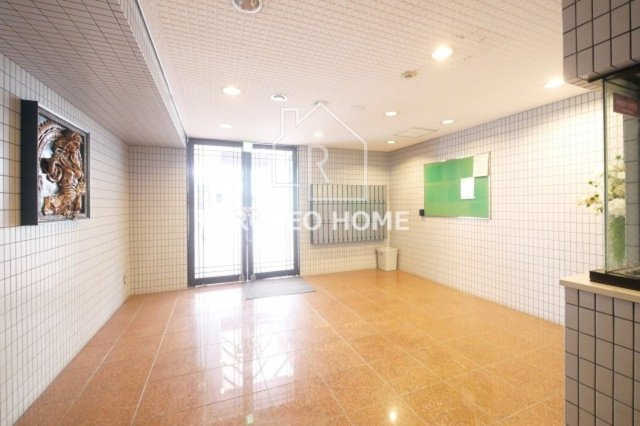 日宝サンフラッツ東平のロビー