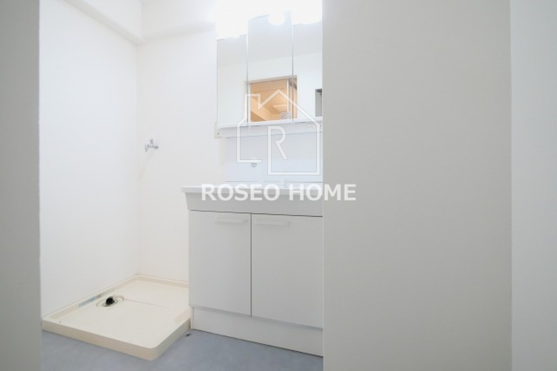 日宝サンフラッツ東平の洗面所|同マンション別部屋：参考写真