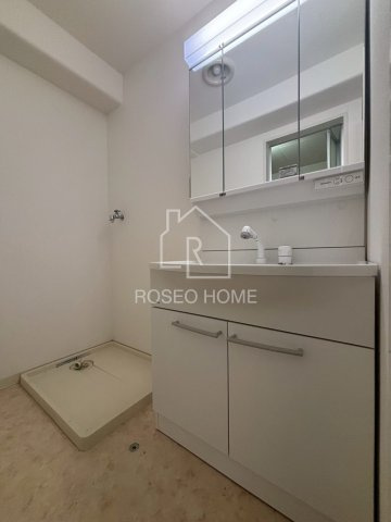 日宝サンフラッツ東平の洗面所|同マンション別部屋：参考写真