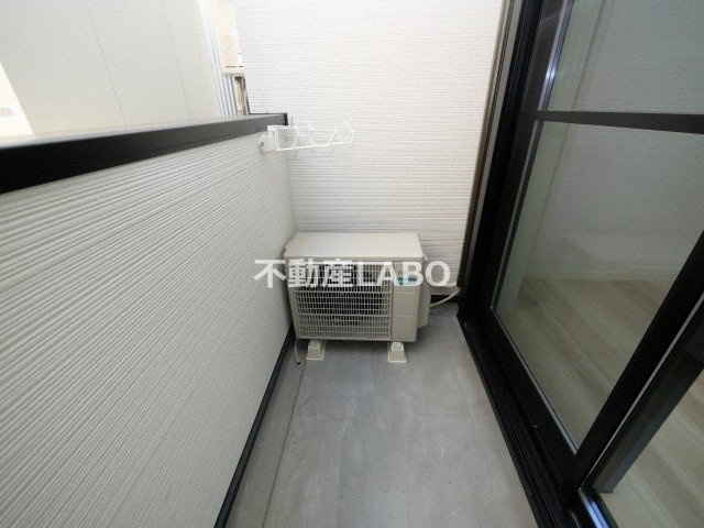 CRASTINE小路東Aのバルコニー