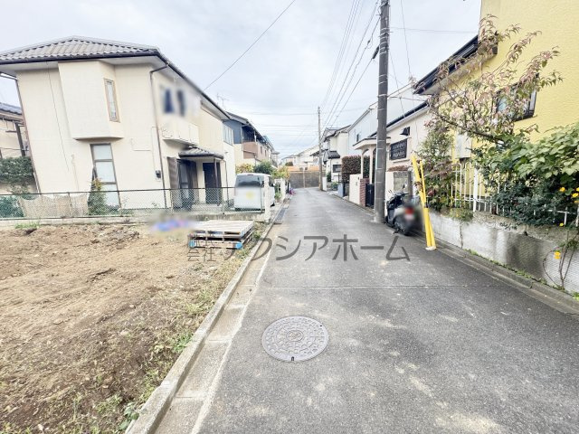 所沢市小手指南1丁目・全2棟　新築一戸建　2号棟の前面道路含む現地写真|現地写真（2025年11月6日撮影）