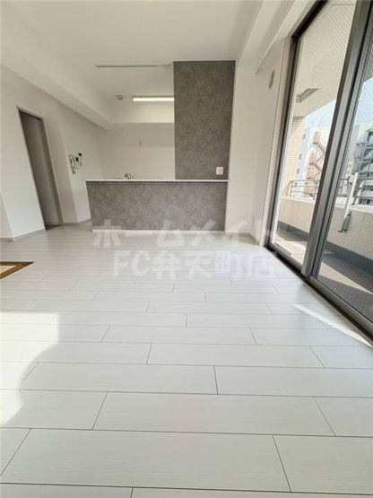 【居間・リビング】 | アークフォレスト九条