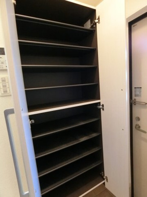 【玄関】 | ラ・ブリーゼ