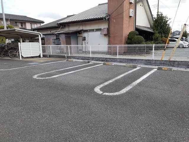 チェリー　ブラッサム　ガーデンの駐車場