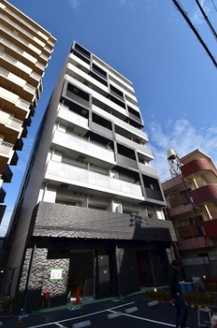 プレサンスOSAKA三国ネオスの外観