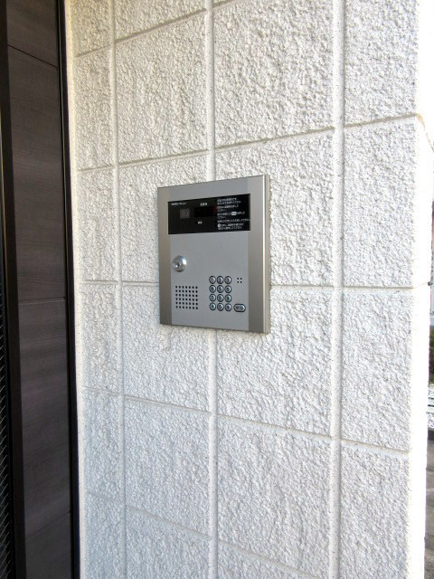 カサ・デ・オリーバＲのセキュリティ|★オートロック付きのエントランス★