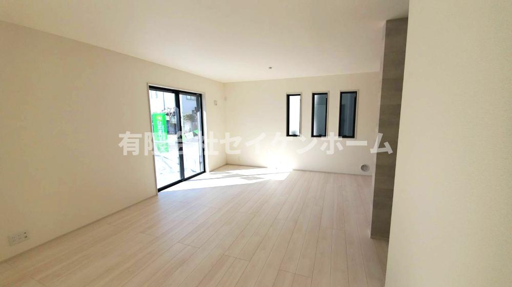 　深谷市田所町第2（駅徒歩9分）2号棟の居間・リビング