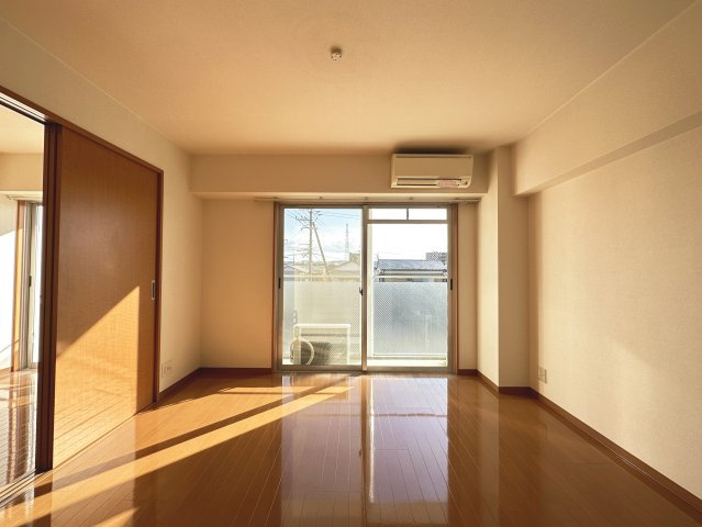 カサブランカの居間・リビング