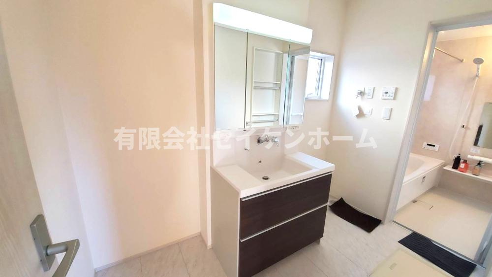 Livele　Garden　深谷市東方第2の洗面所