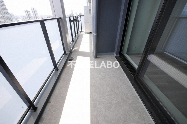 グランドメゾン大阪上本町のバルコニー