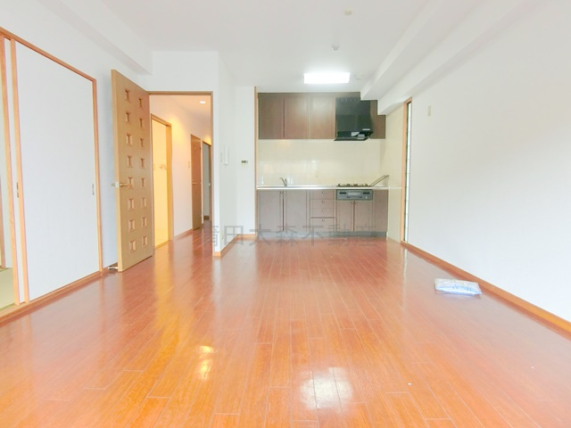 セリゼ雪が谷の居間・リビング|LDK13.7帖