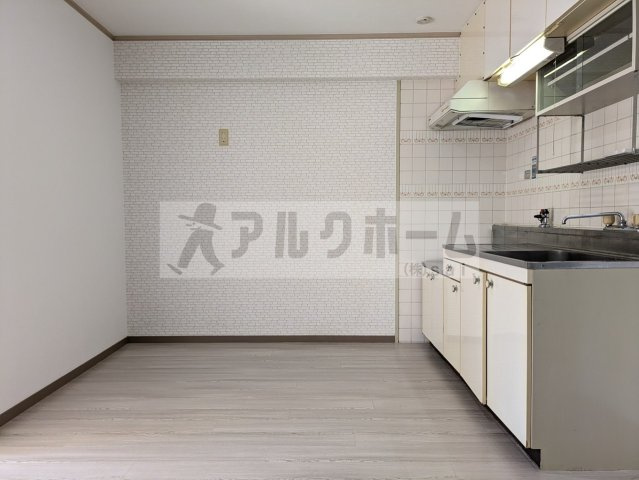 ユーネスト浅野の居間・リビング|ユーネスト浅野