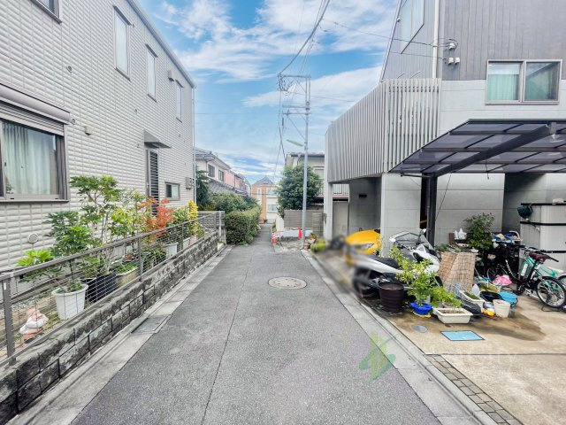 世田谷区三宿2丁目の前面道路含む現地写真