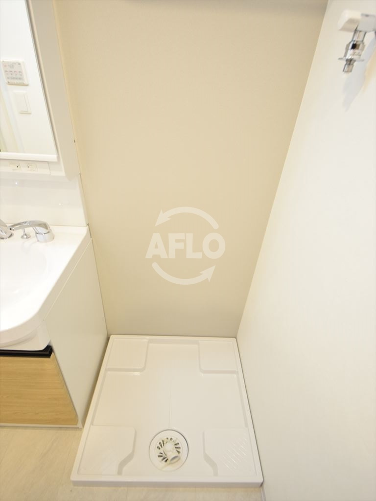 レジュールアッシュ京橋の洗面所|レジュールアッシュ京橋　室内洗濯機置き場