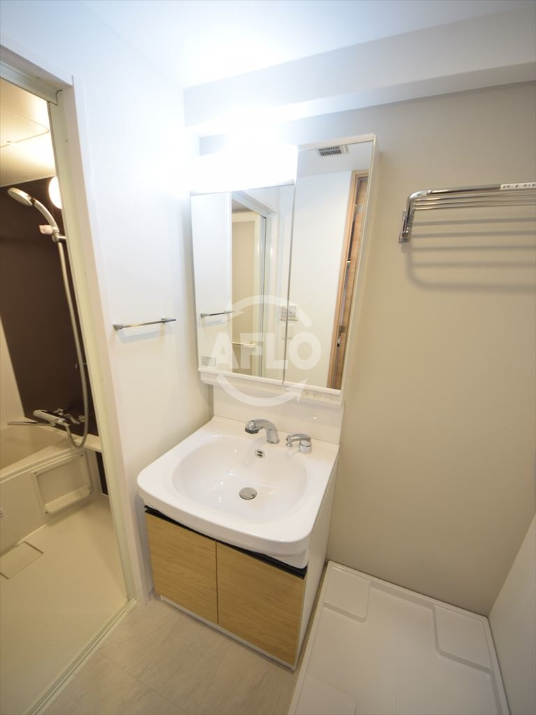 レジュールアッシュ京橋の独立洗面台|レジュールアッシュ京橋　独立洗面台