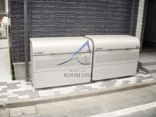 エスポワール東大井のその他共用部分|敷地内ゴミ置き場です。