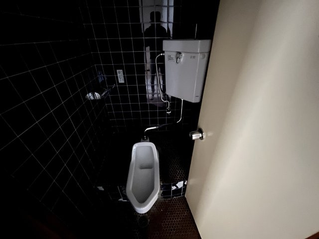 大阪市東淀川区淡路５丁目の店舗事務所のトイレ