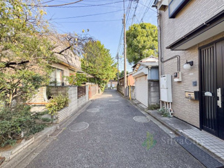 【前面道路含む現地写真】 | 世田谷区八幡山3丁目