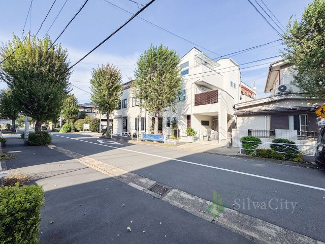 目黒区碑文谷1丁目の前面道路含む現地写真