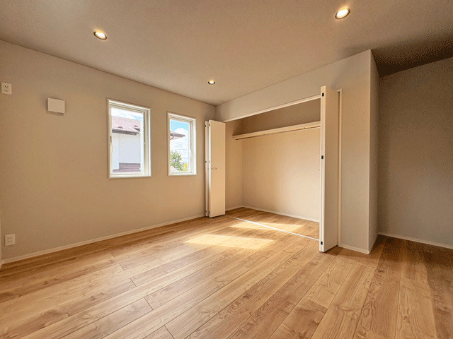 富谷市鷹乃杜３丁目の洋室