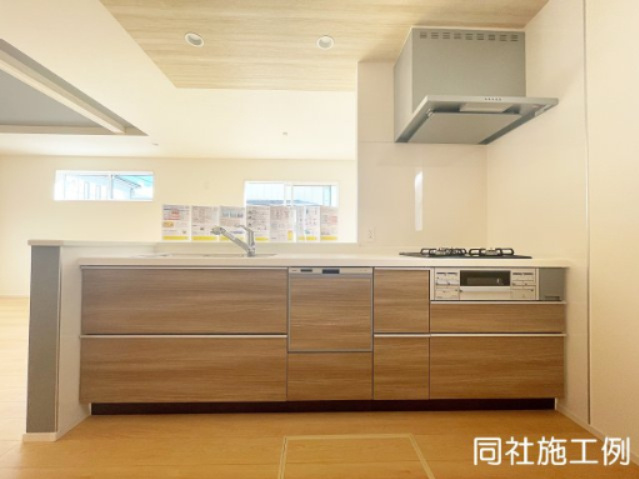 新築戸建・新築建売　行田市棚田町3丁目【長期優良住宅】西小・西中のキッチン|同社施工例