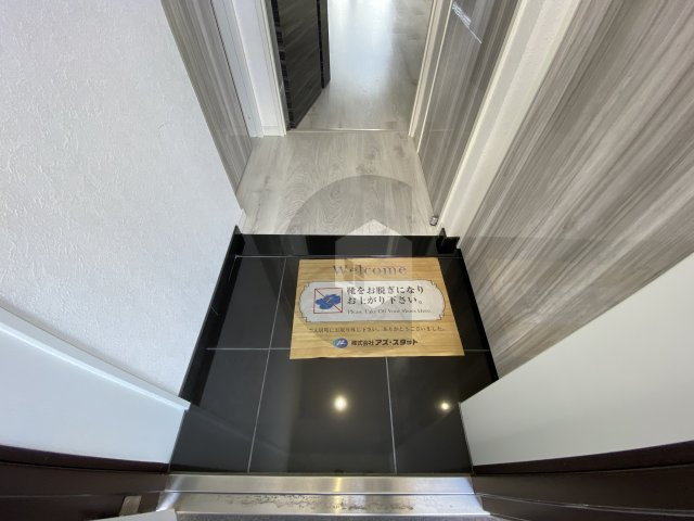リアライズ布施駅前の玄関