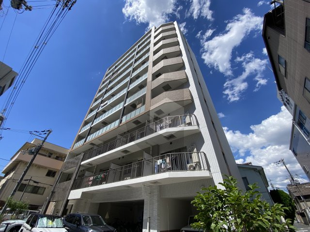 リアライズ布施駅前の外観