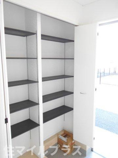 【玄関】 | 郡山市富久山町福原新築一戸建て8棟 | 落ち着いた玄関です