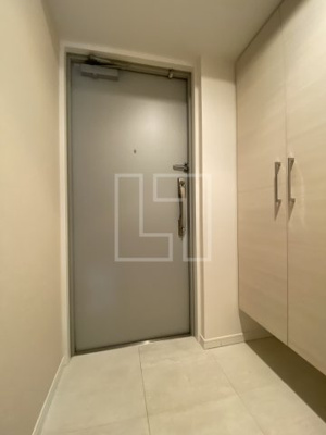 【玄関】 | S-RESIDENCE北浜（エスレジデンス北浜） | S-RESIDENCE北浜（エスレジデンス北浜）　玄関スペース