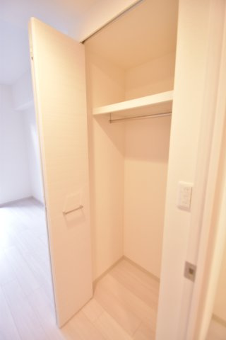 大阪市城東区中央３丁目の賃貸マンションの収納