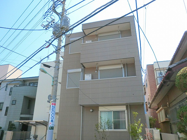 ケーウッド並木の外観