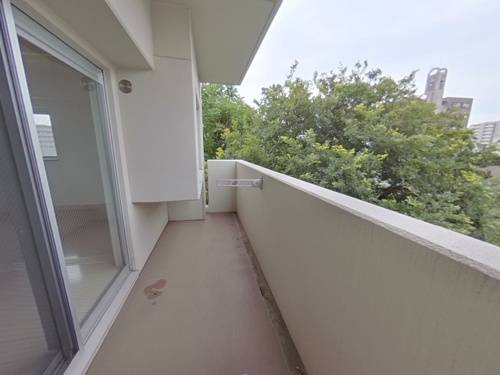 熊本市中央区坪井３丁目の賃貸マンションのバルコニー