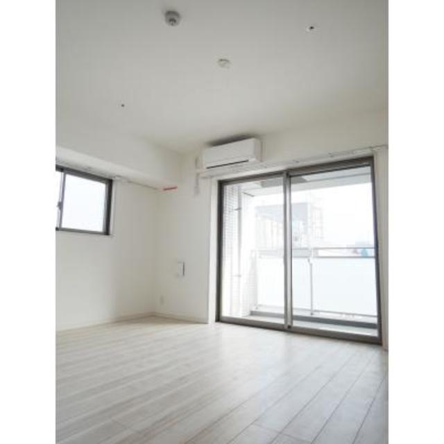 クレール日本橋の居間・リビング|※写真は同タイプ住戸です。