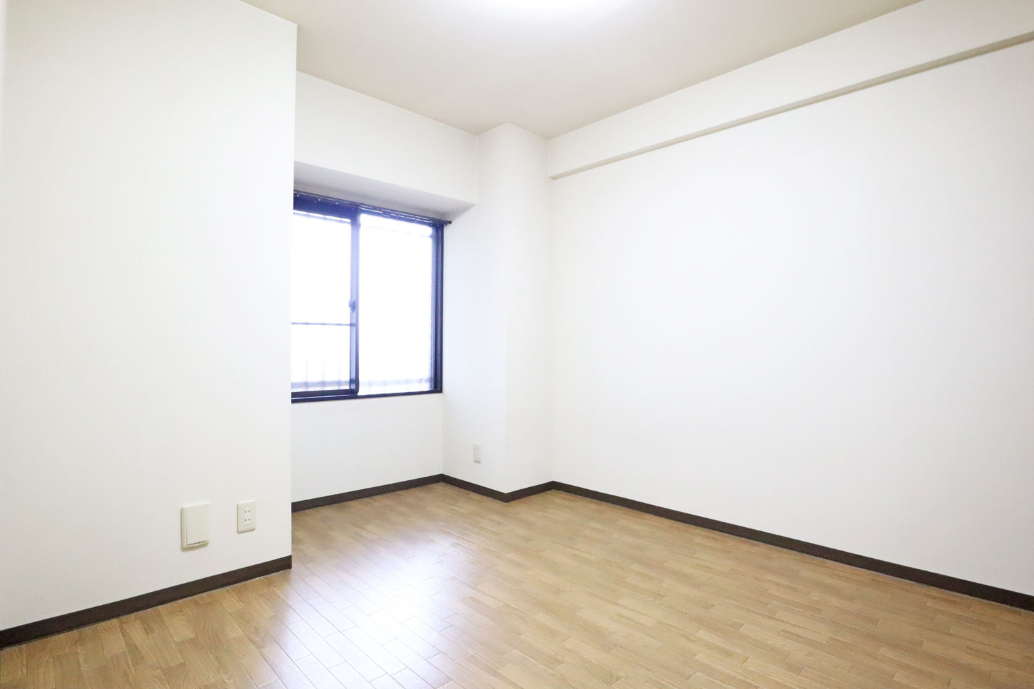 ライオンズマンション姫路東今宿の洋室|北東側洋室