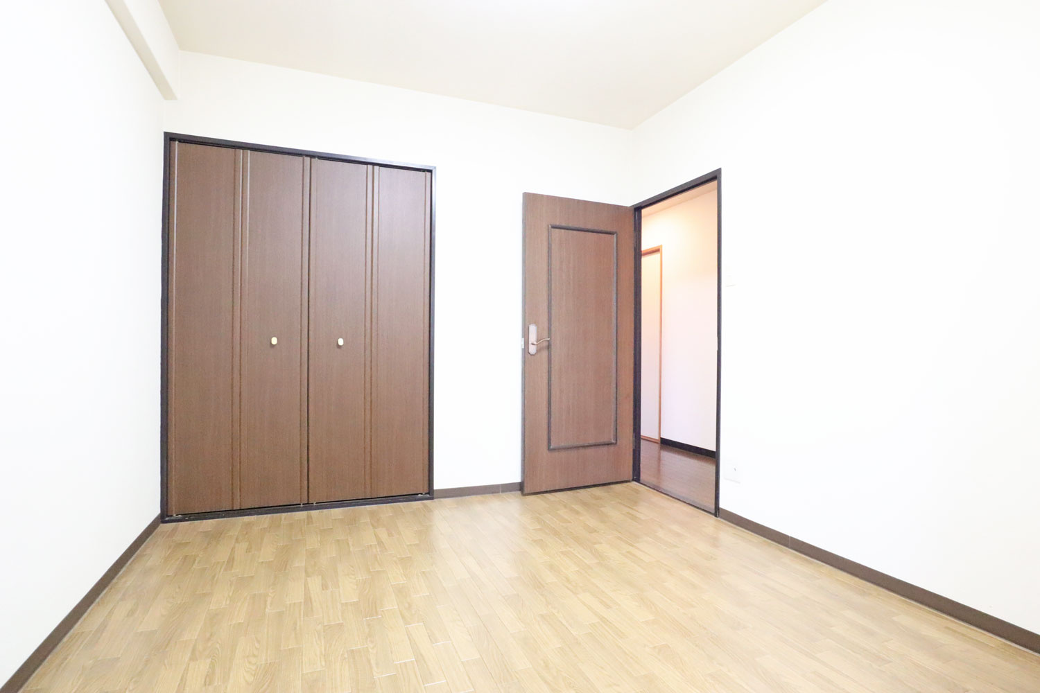 ライオンズマンション姫路東今宿の洋室|北東側洋室