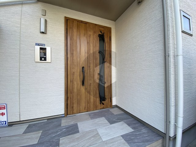 クリエオーレ近江堂のエントランス