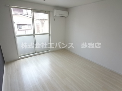  | レピュート高岡C