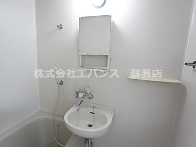 【洗面所】 | レピュート高岡C