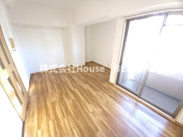 プレサンス神戸メリケンパーク前の居間・リビング