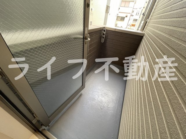 GRANDIR近江堂のバルコニー|落ち着いた時間を過ごせるバルコニーです