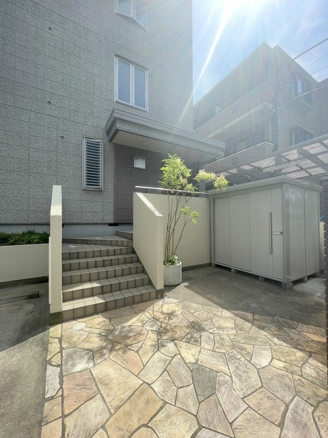 ヴィラージュ宮崎台のエントランス|お洒落なエントランス