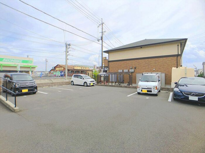 【エントランス】 | ブリリアントコート