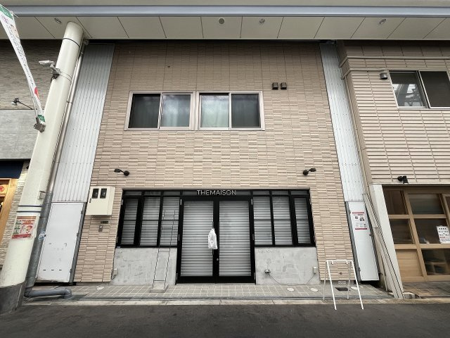 大阪市東淀川区東淡路４丁目の店舗一部