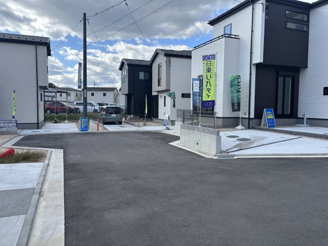 廿日市市大野下更地の前面道路含む現地写真