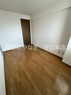 【洋室】 | コーポ小林 | クローゼットもあり便利です